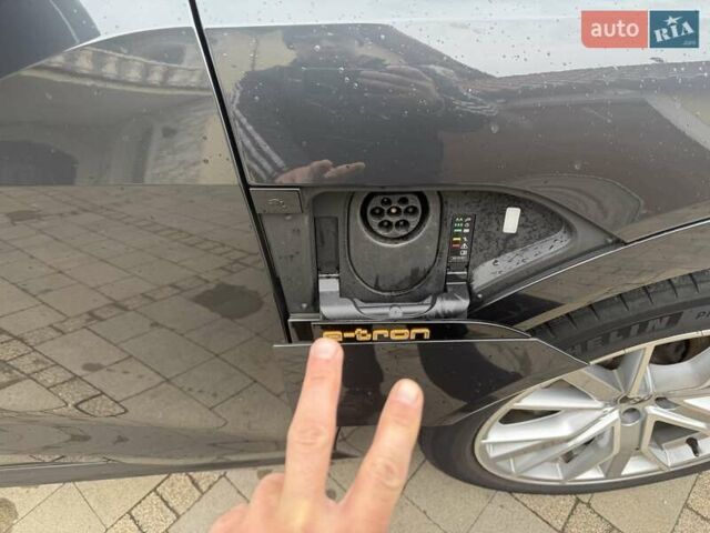 Ауді E-Tron 2020 у Коломые на Automoto.ua Сірий Ауді E-Tron, об'ємом двигуна 0 л та пробігом 120 тис. км за 29999 $, фото 9 на Automoto.ua