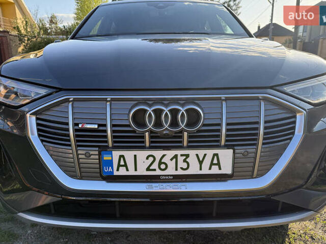 Ауді E-Tron 2020 у Києві на Automoto.ua Сірий Ауді E-Tron, об'ємом двигуна 0 л та пробігом 51 тис. км за 32000 $, фото 36 на Automoto.ua