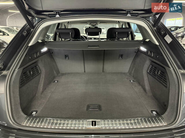 Серый Ауди E-Tron, объемом двигателя 0 л и пробегом 207 тыс. км за 20000 $, фото 39 на Automoto.ua