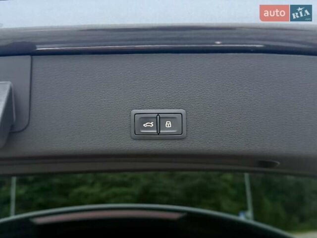 Серый Ауди E-Tron, объемом двигателя 0 л и пробегом 29 тыс. км за 38300 $, фото 30 на Automoto.ua