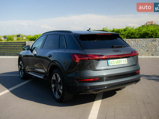 Серый Ауди E-Tron, объемом двигателя 0 л и пробегом 60 тыс. км за 37500 $, фото 8 на Automoto.ua