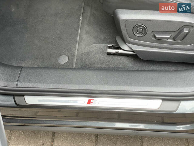 Серый Ауди E-Tron, объемом двигателя 0 л и пробегом 90 тыс. км за 34490 $, фото 31 на Automoto.ua