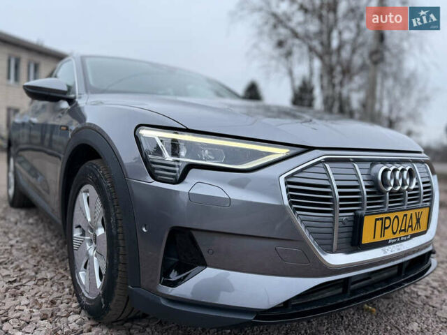 Ауди E-Tron 2020 в Житомире на Automoto.ua Серый Ауди E-Tron, объемом двигателя 0 л и пробегом 169 тыс. км за 22899 $, фото 72 на Automoto.ua