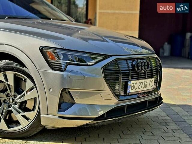 Сірий Ауді E-Tron, об'ємом двигуна 0 л та пробігом 100 тис. км за 25500 $, фото 1 на Automoto.ua