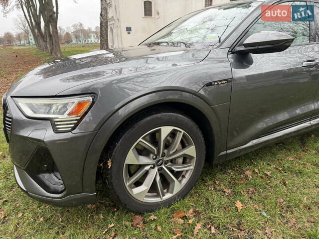 Сірий Ауді E-Tron, об'ємом двигуна 0 л та пробігом 53 тис. км за 34000 $, фото 12 на Automoto.ua