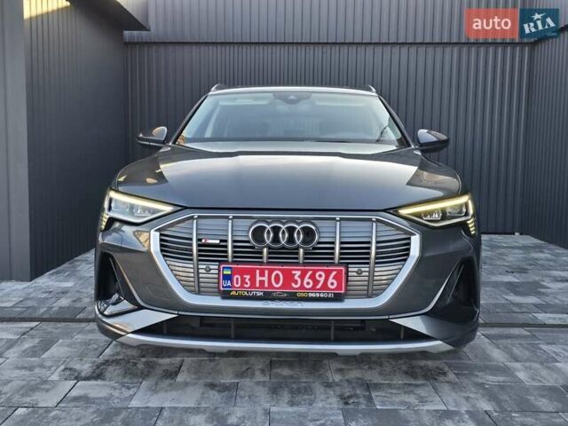 Серый Ауди E-Tron, объемом двигателя 0 л и пробегом 99 тыс. км за 31990 $, фото 27 на Automoto.ua