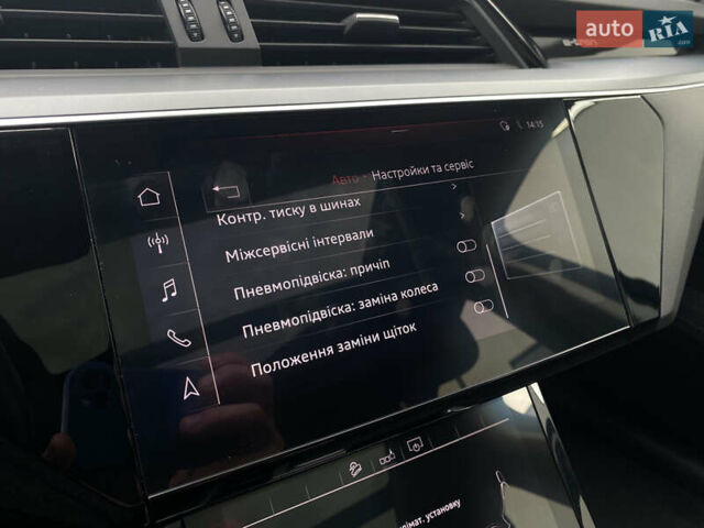 Ауди E-Tron 2020 в Луцке на Automoto.ua Серый Ауди E-Tron, объемом двигателя 0 л и пробегом 128 тыс. км за 25000 $, фото 72 на Automoto.ua
