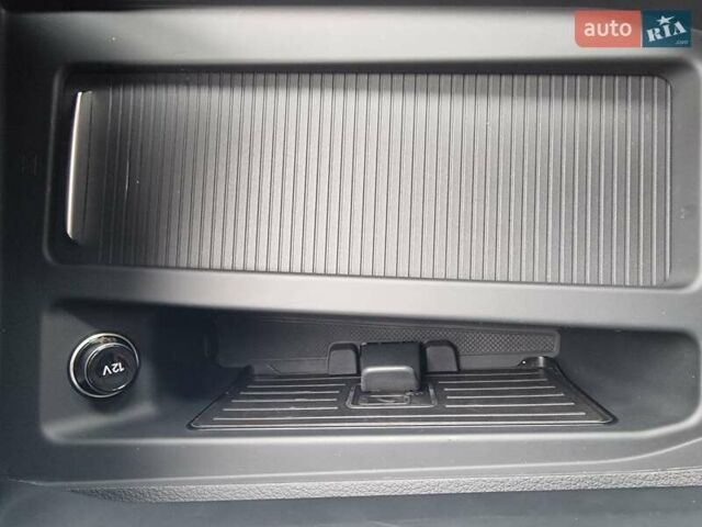 Сірий Ауді E-Tron, об'ємом двигуна 0 л та пробігом 119 тис. км за 29650 $, фото 27 на Automoto.ua