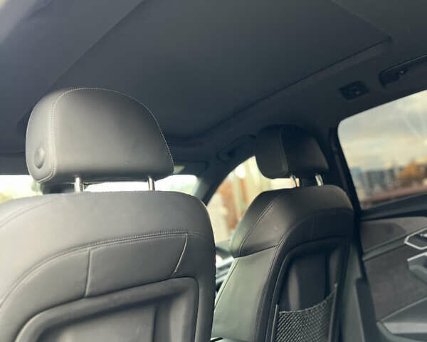 Сірий Ауді E-Tron, об'ємом двигуна 0 л та пробігом 104 тис. км за 32500 $, фото 20 на Automoto.ua