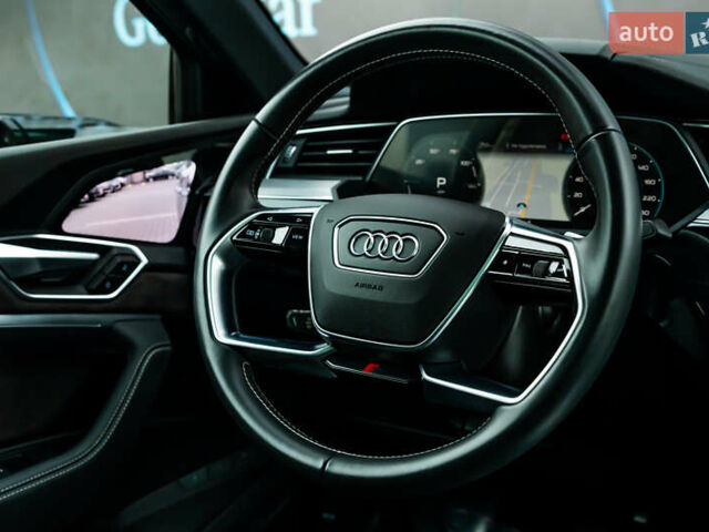 Сірий Ауді E-Tron, об'ємом двигуна 0 л та пробігом 82 тис. км за 39888 $, фото 89 на Automoto.ua