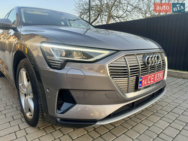 Сірий Ауді E-Tron, об'ємом двигуна 0 л та пробігом 143 тис. км за 27900 $, фото 12 на Automoto.ua