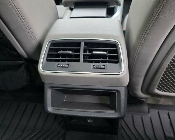 Серый Ауди E-Tron, объемом двигателя 0 л и пробегом 90 тыс. км за 36500 $, фото 25 на Automoto.ua