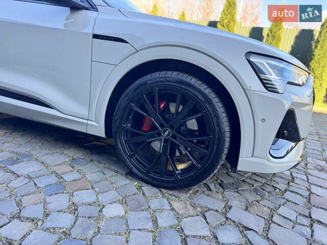 Сірий Ауді E-Tron, об'ємом двигуна 0 л та пробігом 105 тис. км за 34000 $, фото 15 на Automoto.ua