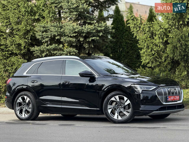 Серый Ауди E-Tron, объемом двигателя 0 л и пробегом 116 тыс. км за 29900 $, фото 5 на Automoto.ua