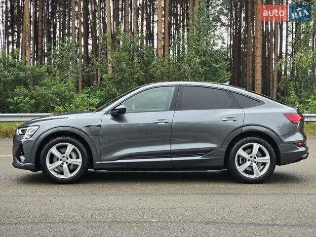 Серый Ауди E-Tron, объемом двигателя 0 л и пробегом 71 тыс. км за 33999 $, фото 5 на Automoto.ua