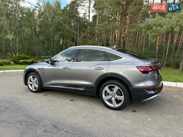 Серый Ауди E-Tron, объемом двигателя 0 л и пробегом 88 тыс. км за 28500 $, фото 4 на Automoto.ua