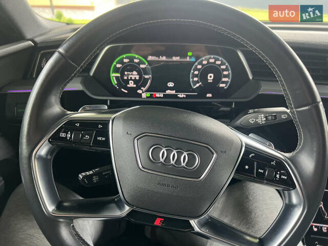 Серый Ауди E-Tron, объемом двигателя 0 л и пробегом 119 тыс. км за 35000 $, фото 27 на Automoto.ua