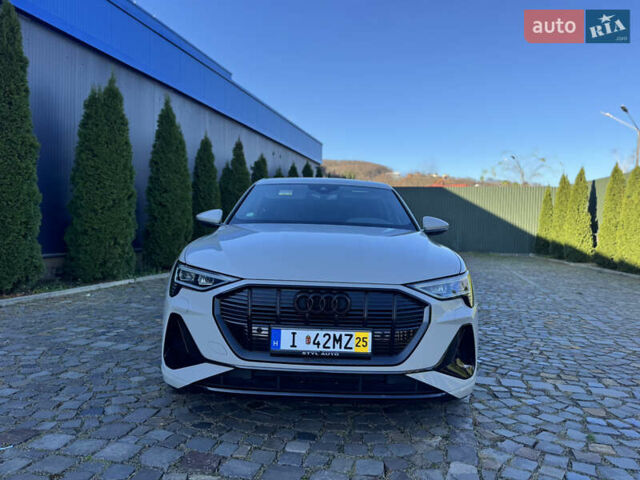 Сірий Ауді E-Tron, об'ємом двигуна 0 л та пробігом 105 тис. км за 34000 $, фото 4 на Automoto.ua