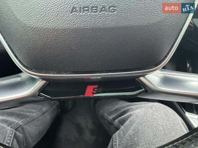 Сірий Ауді E-Tron, об'ємом двигуна 0 л та пробігом 140 тис. км за 33800 $, фото 44 на Automoto.ua