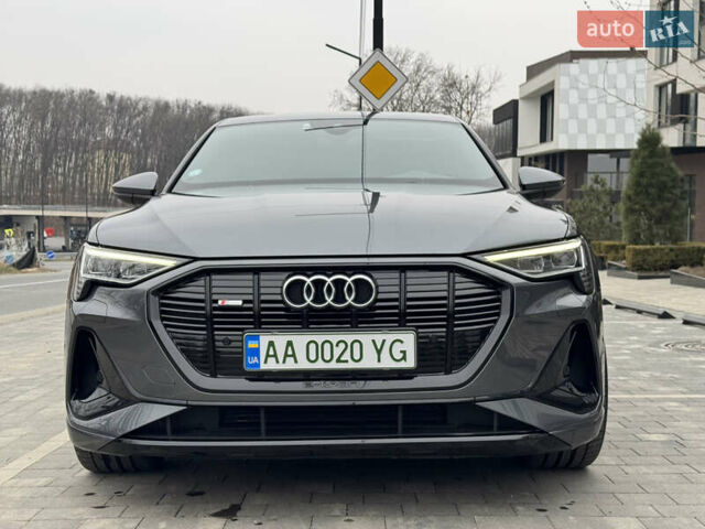 Серый Ауди E-Tron, объемом двигателя 0 л и пробегом 140 тыс. км за 32100 $, фото 17 на Automoto.ua