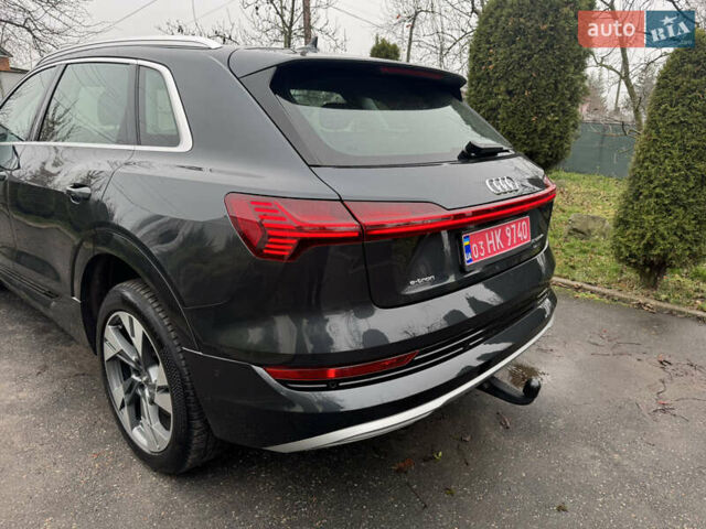 Серый Ауди E-Tron, объемом двигателя 0 л и пробегом 150 тыс. км за 23800 $, фото 55 на Automoto.ua