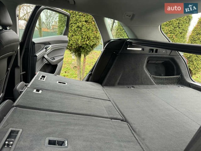 Серый Ауди E-Tron, объемом двигателя 0 л и пробегом 150 тыс. км за 23800 $, фото 54 на Automoto.ua