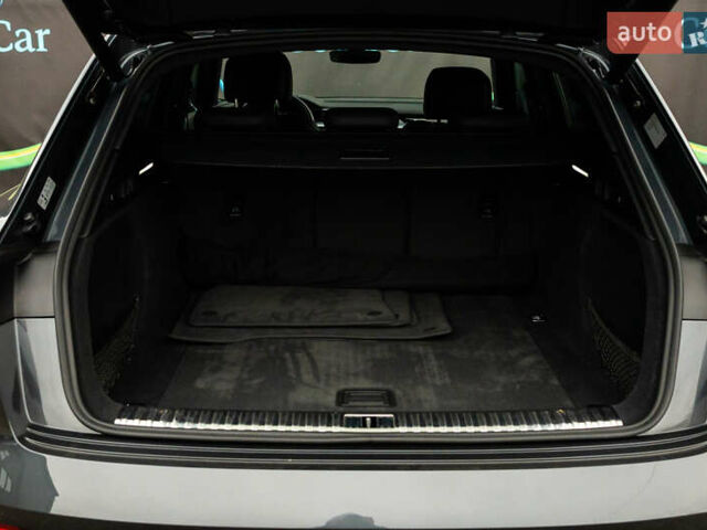 Сірий Ауді E-Tron, об'ємом двигуна 0 л та пробігом 154 тис. км за 25900 $, фото 52 на Automoto.ua