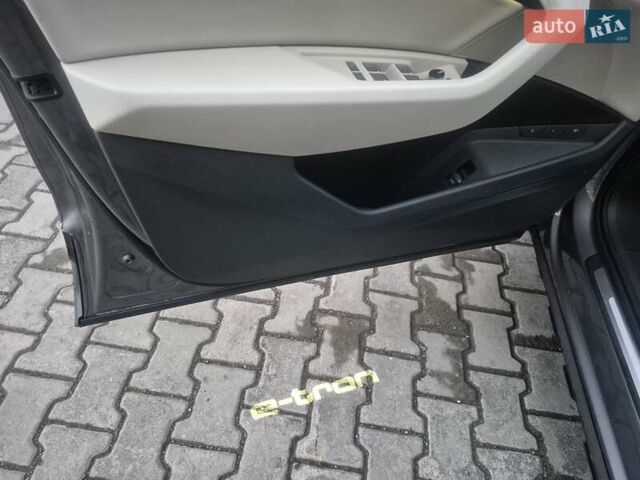 Ауди E-Tron 2020 в Хмельницком на Automoto.ua Серый Ауди E-Tron, объемом двигателя 0 л и пробегом 146 тыс. км за 22700 $, фото 121 на Automoto.ua