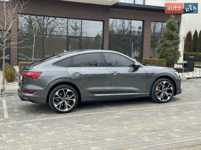 Сірий Ауді E-Tron, об'ємом двигуна 0 л та пробігом 140 тис. км за 33800 $, фото 13 на Automoto.ua