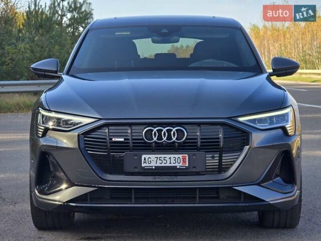Сірий Ауді E-Tron, об'ємом двигуна 0 л та пробігом 67 тис. км за 37999 $, фото 12 на Automoto.ua