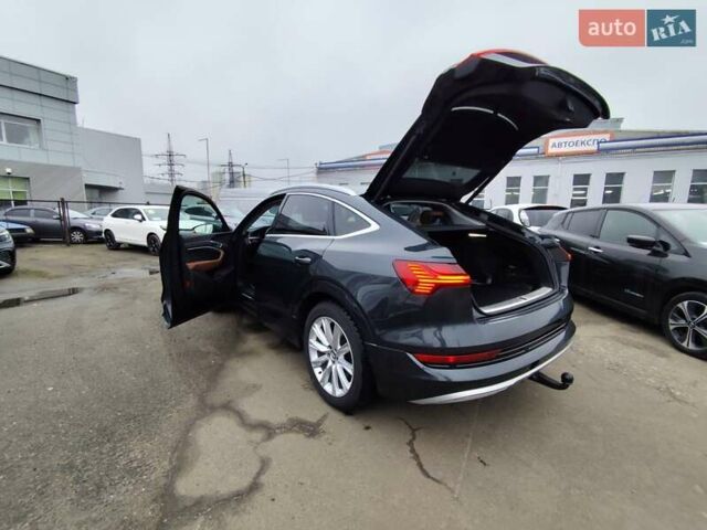 Серый Ауди E-Tron, объемом двигателя 0 л и пробегом 169 тыс. км за 33999 $, фото 34 на Automoto.ua