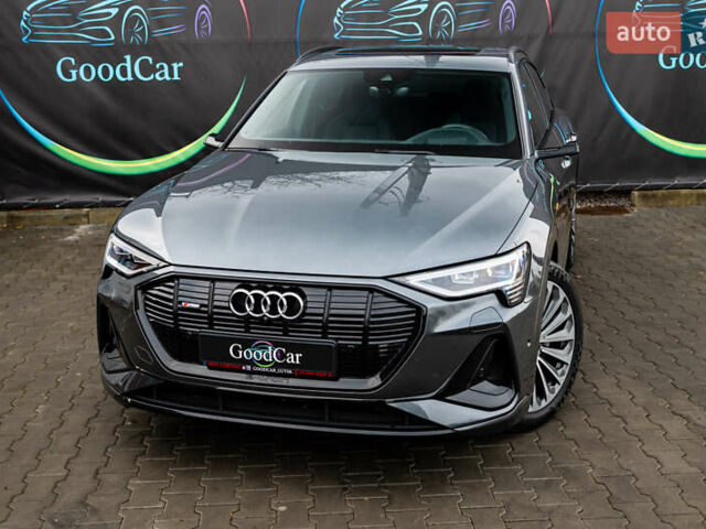 Сірий Ауді E-Tron, об'ємом двигуна 0 л та пробігом 82 тис. км за 39888 $, фото 3 на Automoto.ua