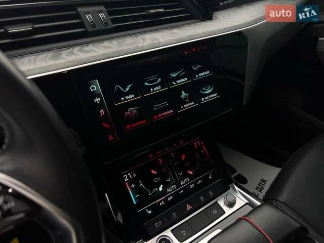 Сірий Ауді E-Tron, об'ємом двигуна 0 л та пробігом 96 тис. км за 29000 $, фото 18 на Automoto.ua