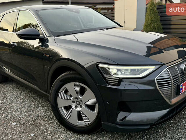 Серый Ауди E-Tron, объемом двигателя 0 л и пробегом 175 тыс. км за 22000 $, фото 18 на Automoto.ua