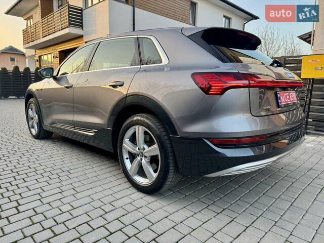 Сірий Ауді E-Tron, об'ємом двигуна 0 л та пробігом 143 тис. км за 27900 $, фото 30 на Automoto.ua
