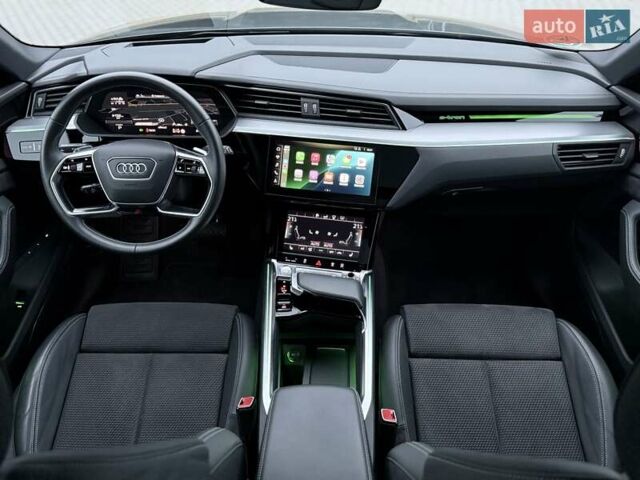 Серый Ауди E-Tron, объемом двигателя 0 л и пробегом 29 тыс. км за 38300 $, фото 15 на Automoto.ua