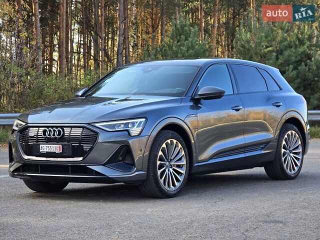 Сірий Ауді E-Tron, об'ємом двигуна 0 л та пробігом 67 тис. км за 37999 $, фото 9 на Automoto.ua
