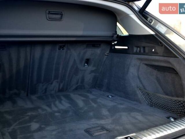 Серый Ауди E-Tron, объемом двигателя 0 л и пробегом 125 тыс. км за 23800 $, фото 204 на Automoto.ua