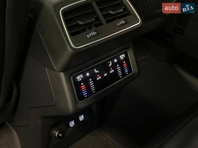 Серый Ауди E-Tron, объемом двигателя 0 л и пробегом 53 тыс. км за 37900 $, фото 37 на Automoto.ua