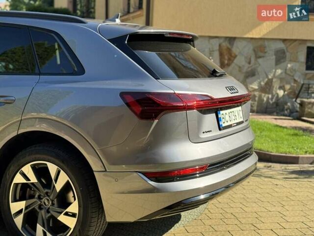 Сірий Ауді E-Tron, об'ємом двигуна 0 л та пробігом 100 тис. км за 26500 $, фото 1 на Automoto.ua