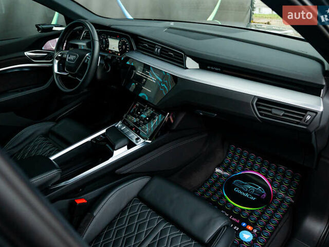 Сірий Ауді E-Tron, об'ємом двигуна 0 л та пробігом 82 тис. км за 39888 $, фото 57 на Automoto.ua