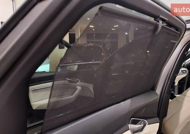 Серый Ауди E-Tron, объемом двигателя 0 л и пробегом 144 тыс. км за 29700 $, фото 35 на Automoto.ua