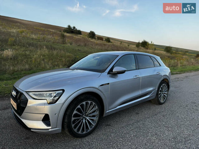 Серый Ауди E-Tron, объемом двигателя 0 л и пробегом 108 тыс. км за 29000 $, фото 7 на Automoto.ua