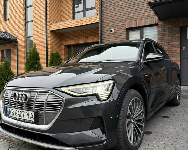 Серый Ауди E-Tron, объемом двигателя 0 л и пробегом 177 тыс. км за 27000 $, фото 7 на Automoto.ua