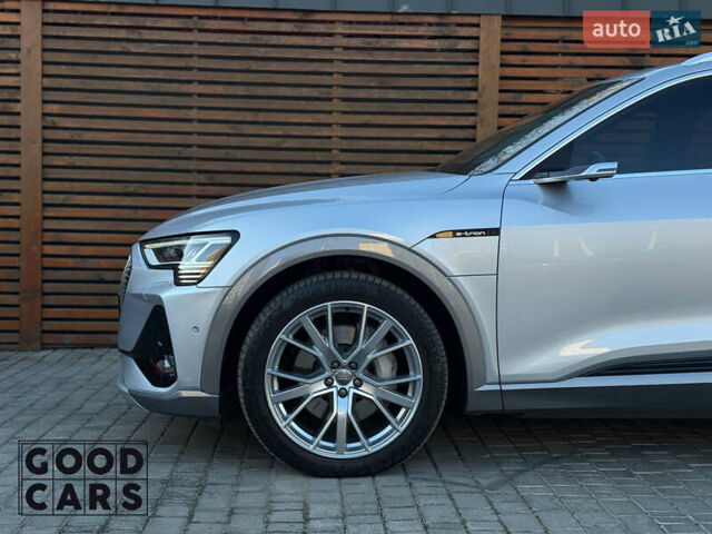 Ауді E-Tron 2020 у Одесі на Automoto.ua Сірий Ауді E-Tron, об'ємом двигуна 0 л та пробігом 43 тис. км за 34000 $, фото 9 на Automoto.ua