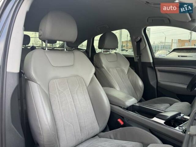 Серый Ауди E-Tron, объемом двигателя 0 л и пробегом 74 тыс. км за 30500 $, фото 26 на Automoto.ua