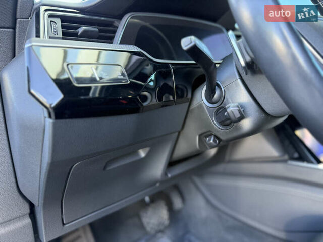 Серый Ауди E-Tron, объемом двигателя 0 л и пробегом 41 тыс. км за 44990 $, фото 28 на Automoto.ua