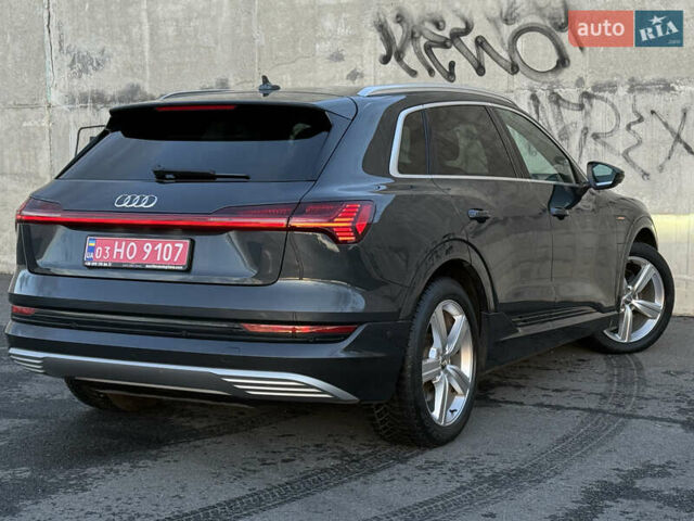 Ауді E-Tron 2020 у Львові на Automoto.ua Сірий Ауді E-Tron, об'ємом двигуна 0 л та пробігом 81 тис. км за 34920 $, фото 22 на Automoto.ua