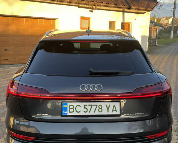 Сірий Ауді E-Tron, об'ємом двигуна 0 л та пробігом 153 тис. км за 28999 $, фото 51 на Automoto.ua