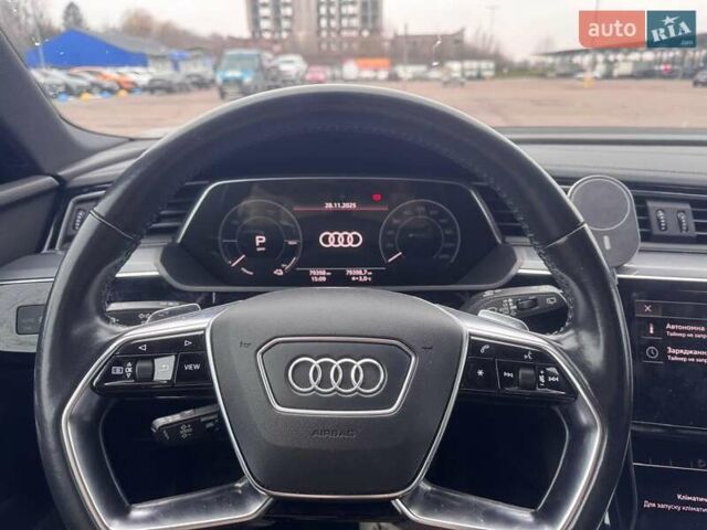 Сірий Ауді E-Tron, об'ємом двигуна 0 л та пробігом 78 тис. км за 30500 $, фото 14 на Automoto.ua
